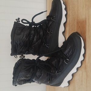 Sorel Women's 9.5 Kinetic Winter Insulated Snow Boots